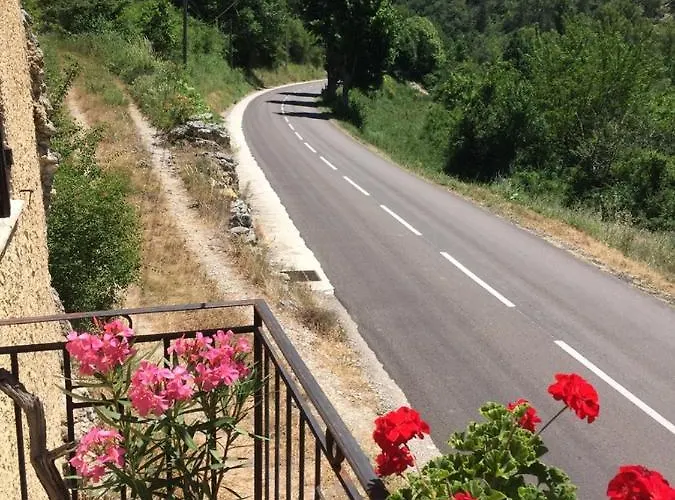 Mas De La Pauze Bed and Breakfast 3*