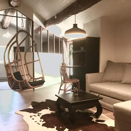 Mas De La Pauze Bed & Breakfast