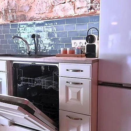 Mas De La Pauze Bed & Breakfast