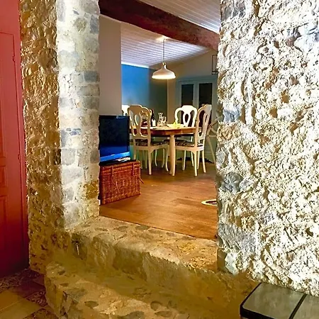 Mas De La Pauze Bed & Breakfast